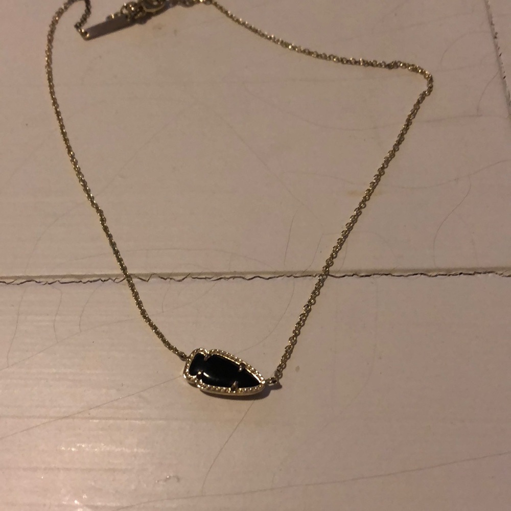 Black arrowhead necklace